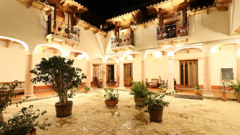 HOTEL CASA DE FAMILIA