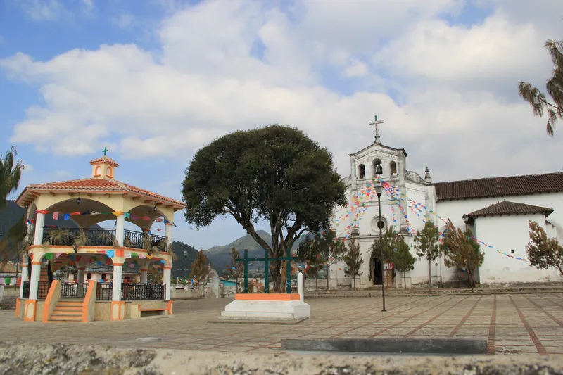 Zinacantán (Tierra de Murciélagos)